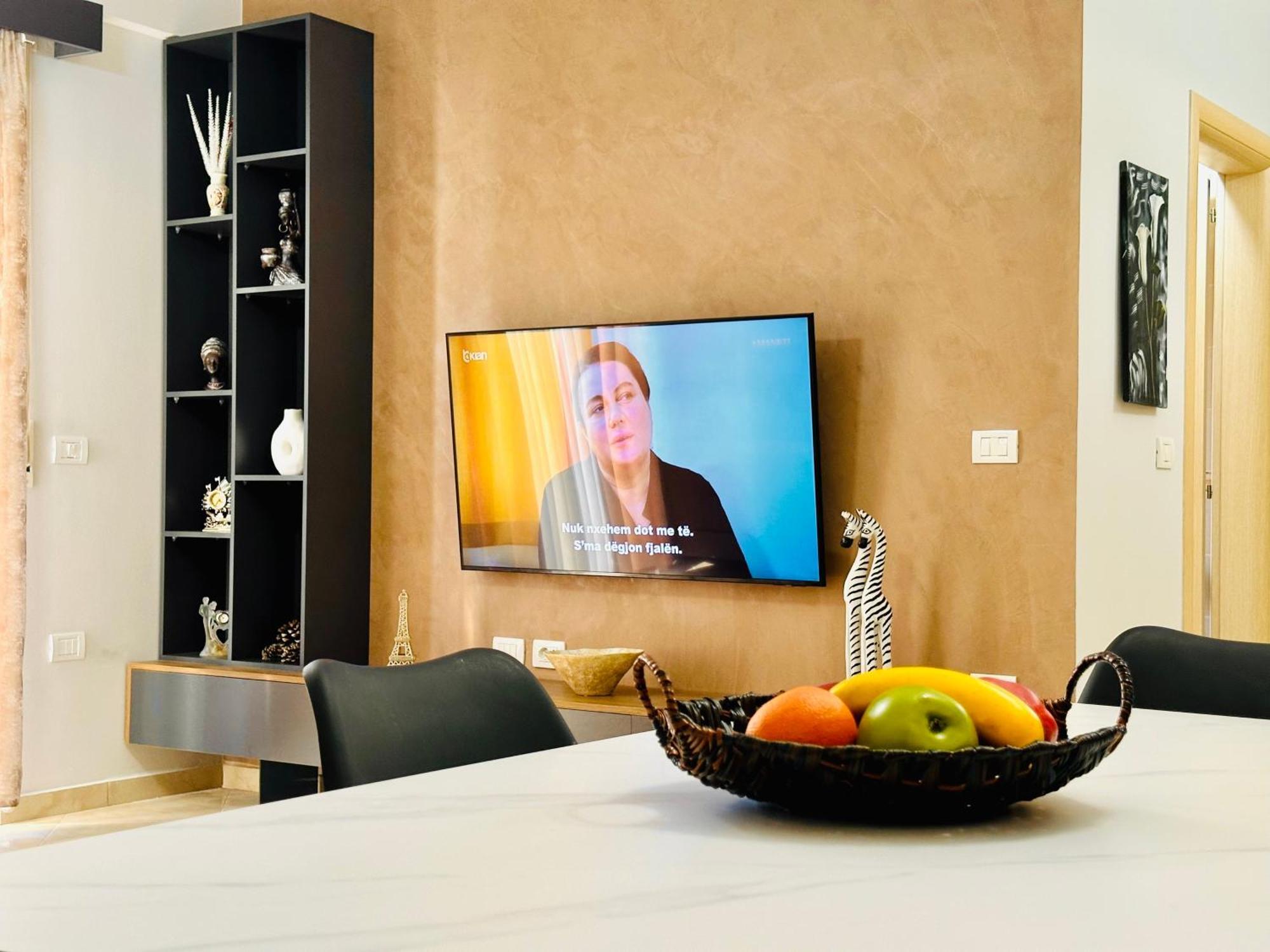 Jico Travel - Erjon Apartments Vlorë Værelse billede