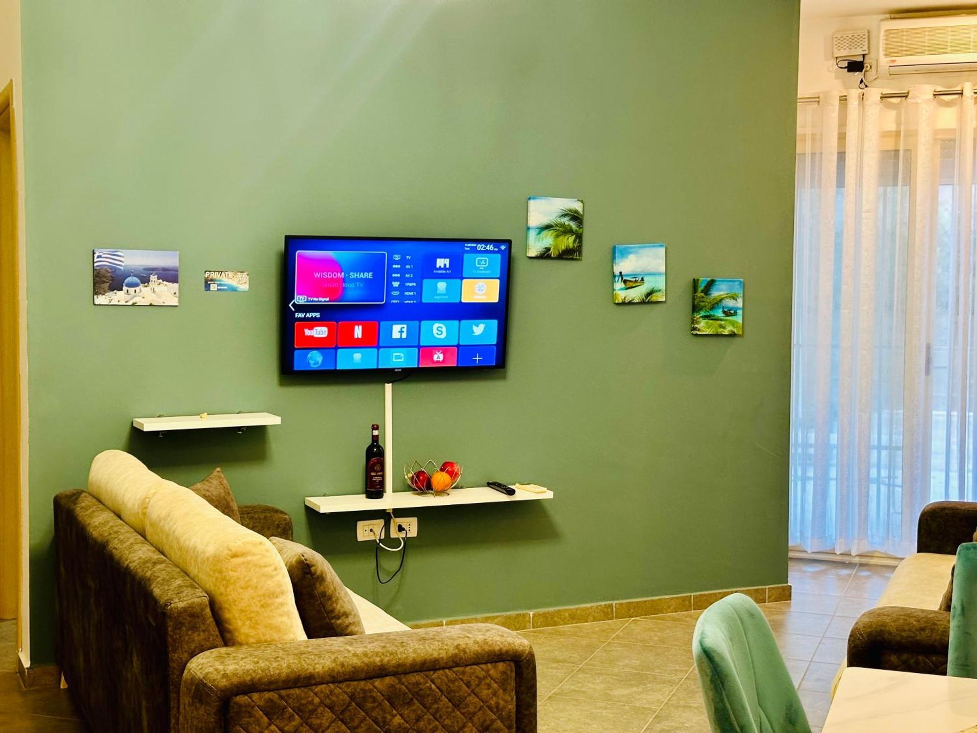 Jico Travel - Erjon Apartments Vlorë Værelse billede