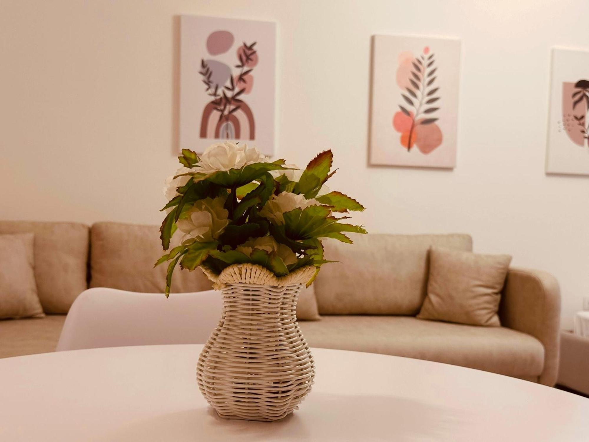 Jico Travel - Erjon Apartments Vlorë Eksteriør billede